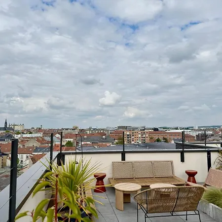 We Live Sharies - B502 Apartament Reims