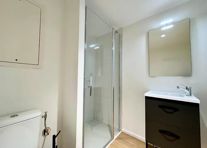 Lägenhet We Live Sharies - B502